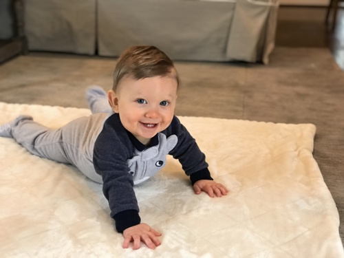 Theo Crawling 2